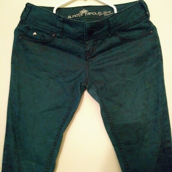 Almost Famous Green Skinny Jeans - Picture 4 of 4
